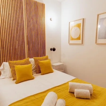 Moonkey Calle Mayor Apartman *